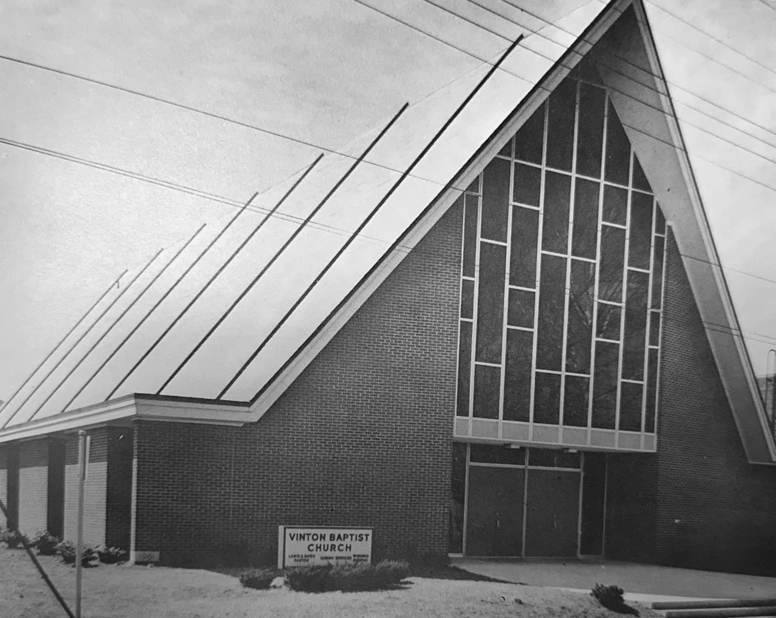 Archival photograph of Vinton Baptist Church, an A-frame brick church built by JH Fralin and Son in Vinton, Virginia